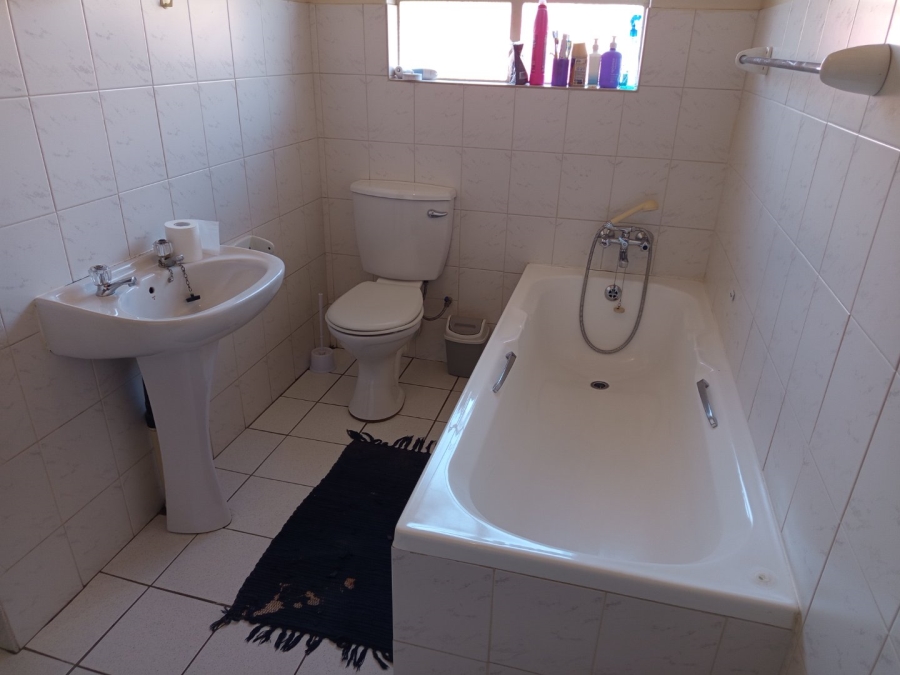 2 Bedroom Property for Sale in Hospitaalpark Free State